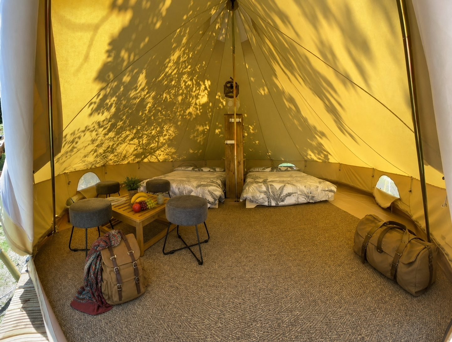 Tiendas Mendata glamping en Camping Itxaspe, Costa Vasca